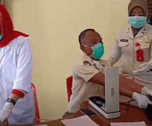 _1 Kodim 0403 OKU melaksanakan donor darah berkerja sama dengan PMI kab. Oku - YouTube